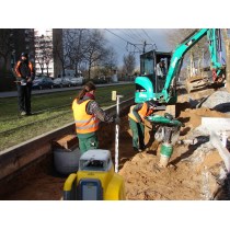 Spectra Precision LL300N Laser Level Package with HL450 Receiver - Includes: Tripod + Rod