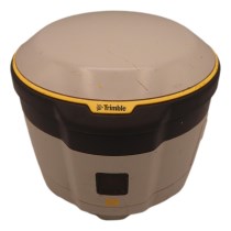 Pre-Owned Trimble R2 GNSS Receiver with Integrated 450 MHz Radio