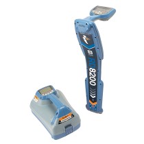 Radiodetection 8200 Package - Includes: Receiver + 10W Transmitter + Li-ion Rechargable Battery + Charger + Accessories